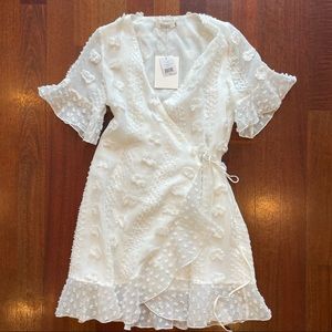 NWT Avantlook Embroidered Floral Wrap Dress